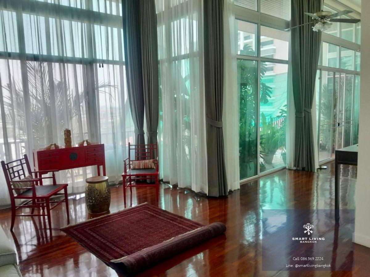 📢👇Petfriendly PENTHOUSE for rent in Sathorn , 4 beds, fully furnished, big balcony, located in business area Sathorn, Silom, many restaurants and shopping centers, supermarkets#petfriendly