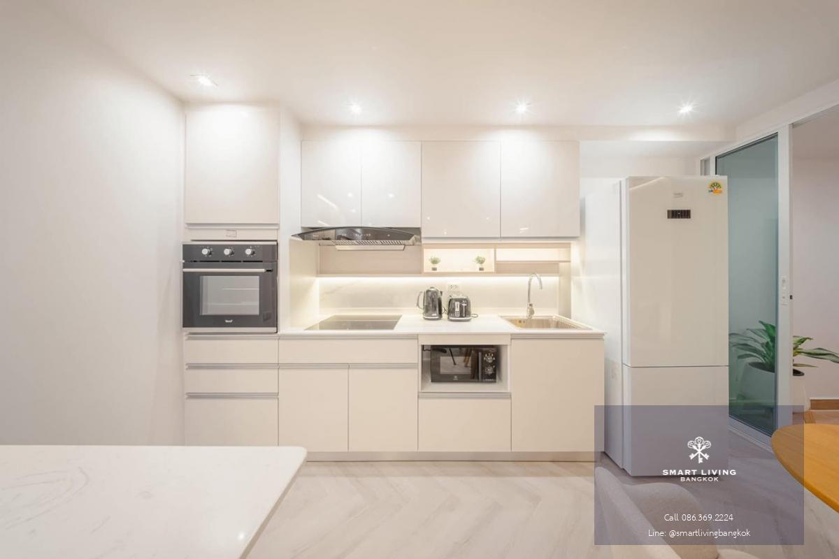 📢👇 Rare item newly renovated 3 beds at Fortune Condo Town , large size small price , modern decoration, located behind Central Rama 3, opposite Aster International school, near BNH Hospital , Saint Louis Hospital, King's College International School