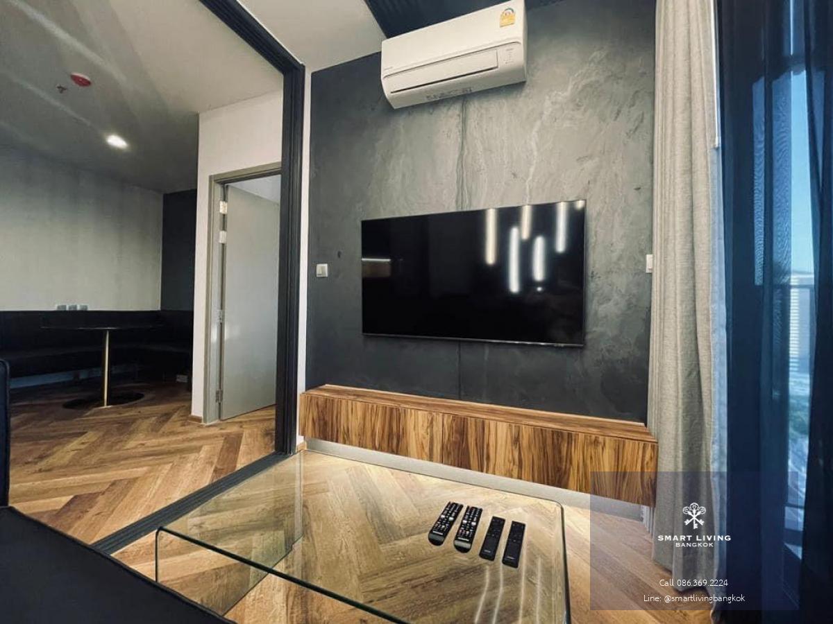 📢👇Grab or gone! Good location, good price for living or investing ,nice modern decoration at Life Asoke Hype, open view to Makkasan airport link, Fully furnished with high quality Interior, near fortune town, Central Rama 9