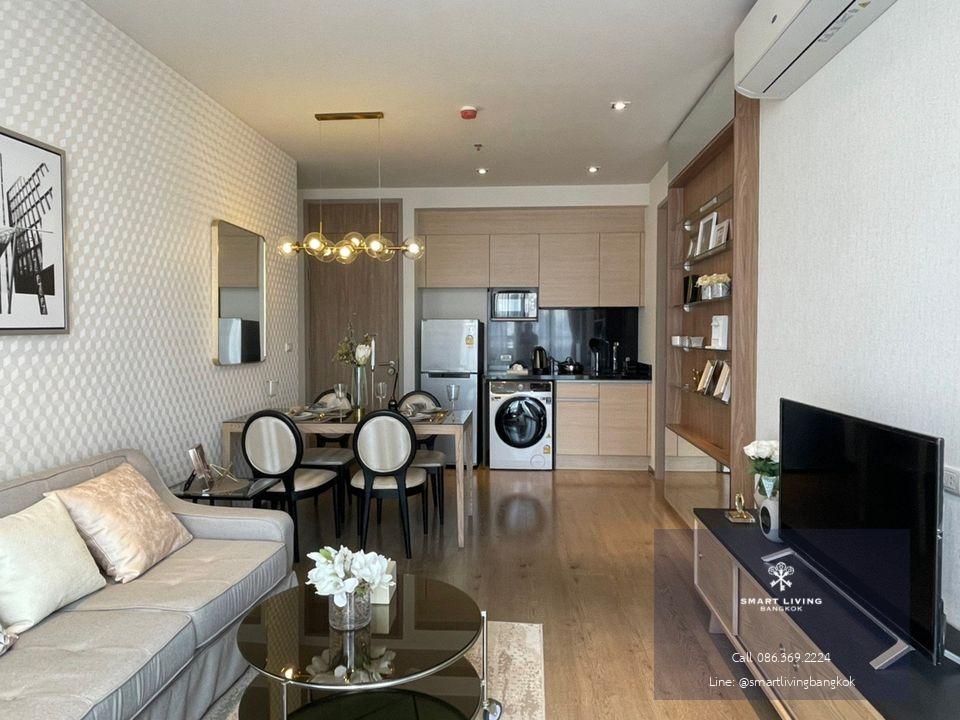 For rent Luxury place at Park 24! 2bed 56 sq.m high floor nice view near view near bts Phrom Phong.