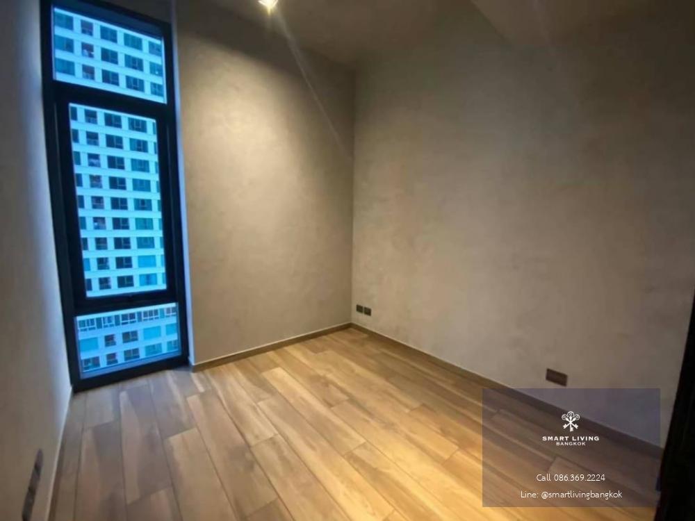 📢👇Hurry get this unit as reasonable price and  decorate your own style at Lofts Asoke, urban living , panoramic city view located near Srinakarin University and school, premium amenities, and seamless connectivity to prime destinations, not too far from B