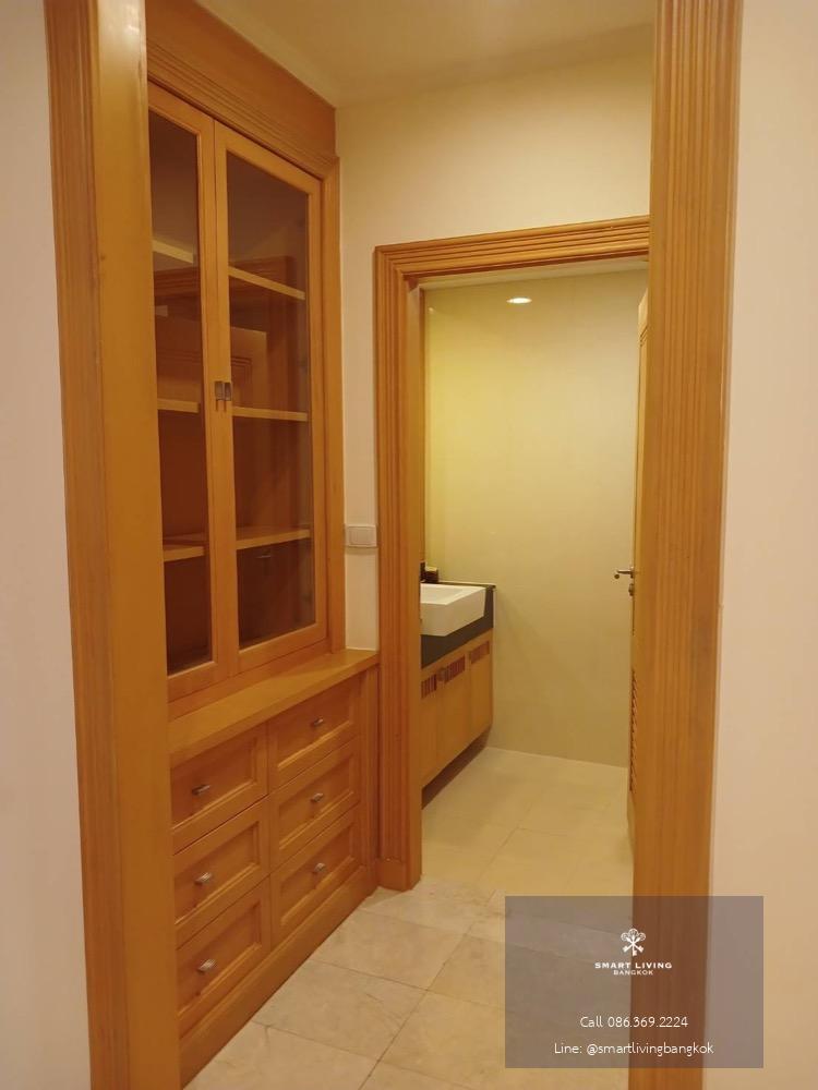 For rent 3 bedrooms, petfriendly in town near BTS Phromphong