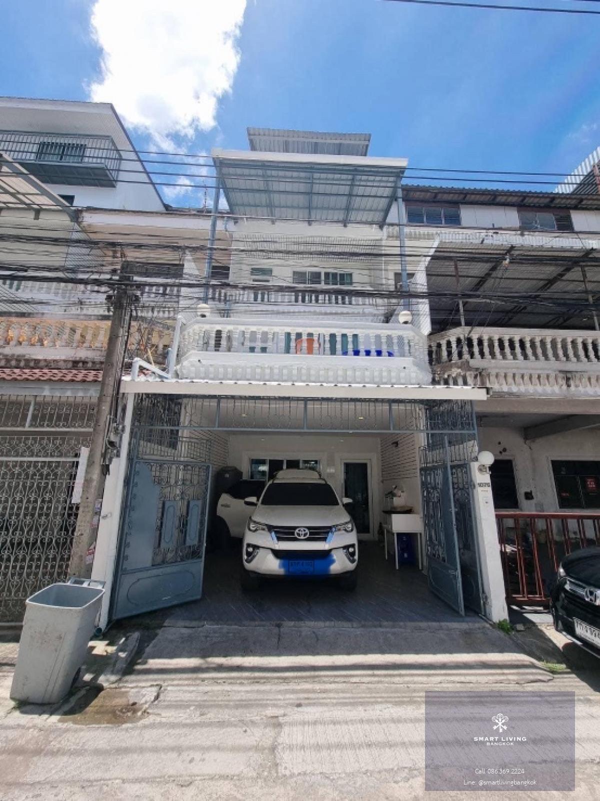 📢👇 Townhouse for rent in Sutthisan, close to Central Rama 9, Central Ladprao, Esplanade Ratchada, The Street Ratchada.