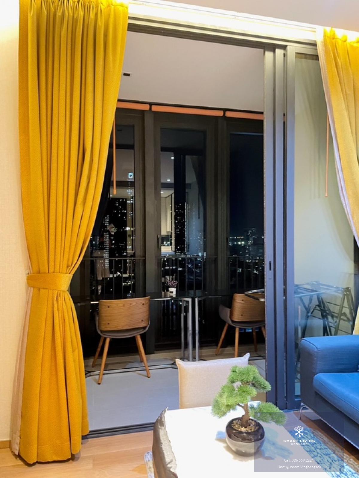 📢👇 Hurry book now. Very good price for luxury condo Beatniq , 5 stars concierge service, close to BTS, only about 10 mins walk to Em district , nice layout and decor, fully furnished, ready to move in