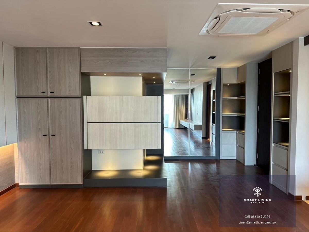 📢👇Newly renovated Penthouse at Ploenchit Terrace for sale, big balcony , located  near Central World, Central Embassy, Central Chidlom, express way