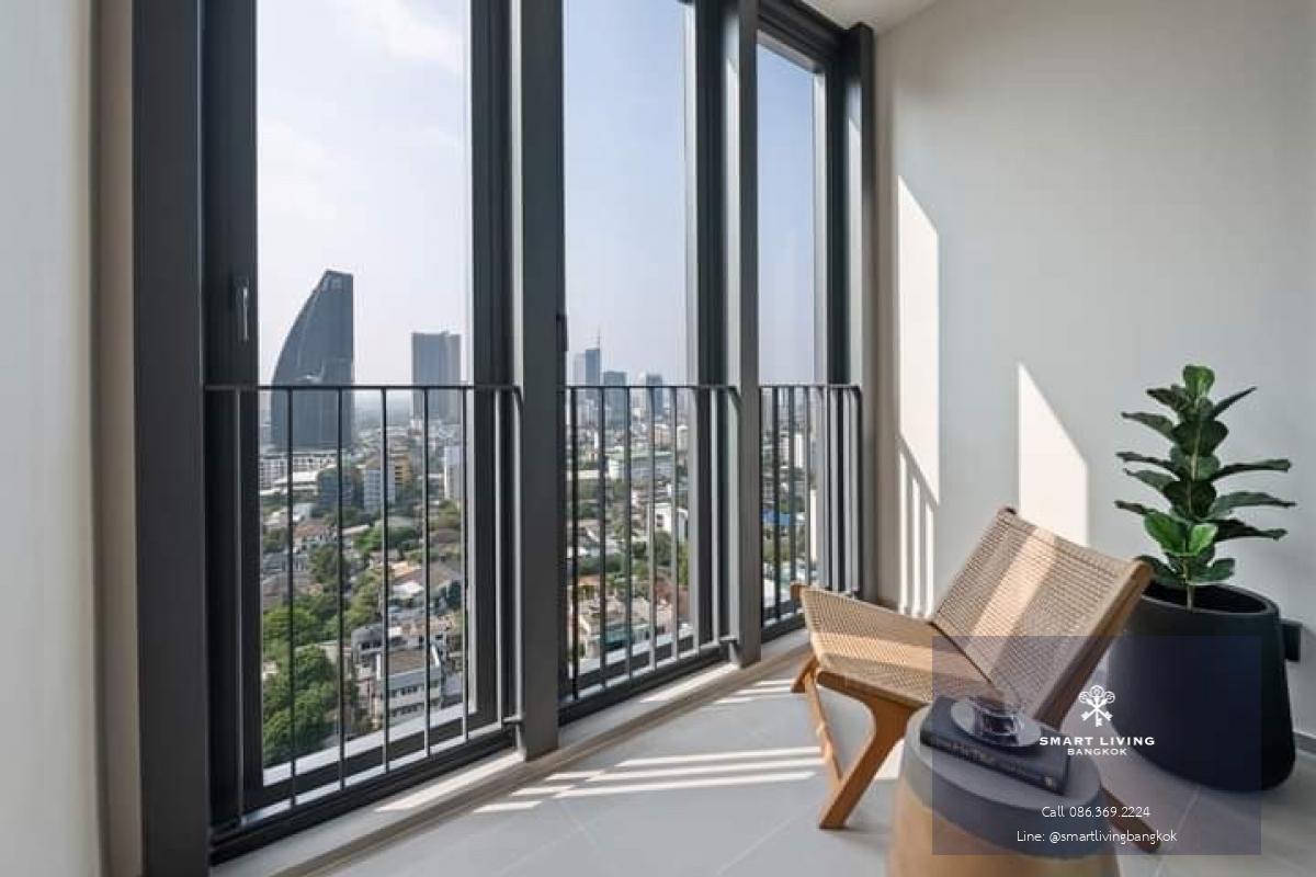 📢👇Sell with tenant contract til 2 December 25, worth price for investing or living at luxury condo Beatniq , 5 stars concierge service, close to BTS, only about 10 mins walk to Em district , nice layout and decor, fully furnished