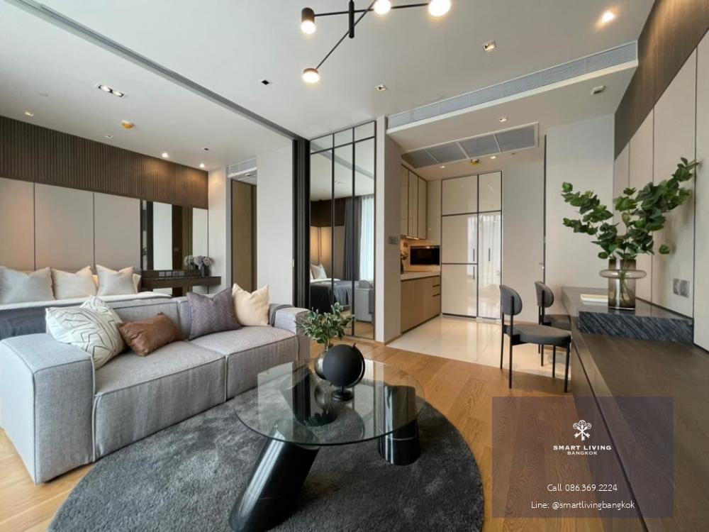 📢👇Rare item only 1 type in each floor, sell with tenant contract til June 24, Luxury condo with 5 stars concierge service, close to BTS, only about 10 mins walk to Em district