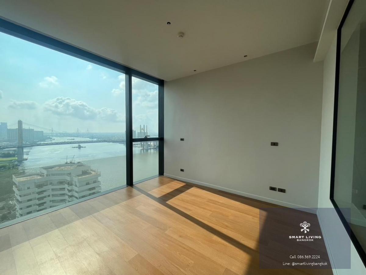 📢👇 Live with your pet at one of luxury place by the river spacious river view, long big balcony, quiet and peaceful place near Sathorn, Shrewsbury international school, partly furnished