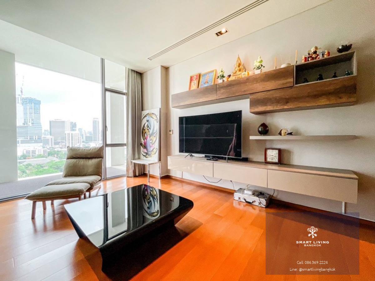 📢👇 Rare item  Luxury penthouse duplex, private lift, spacious living room , unblocked view, located in Sathorn, next to Sukhothai Hotel. There are three exits: one to Soi Suan Phlu , Soi Nanta(Sathon 1),  Sukhothai hotel ( south Sathon ), conceige serv