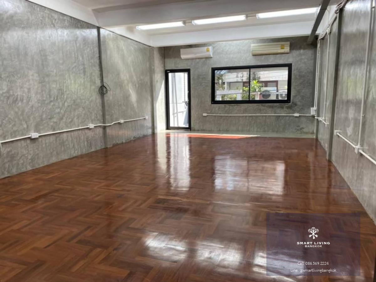 ✨ 👍Home office style loft for rent near BTS Chong nonsi