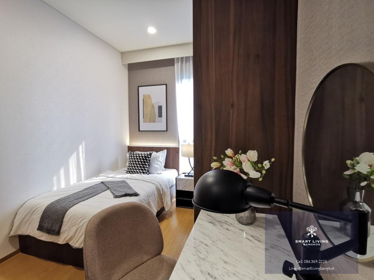 📢👇 Siamese Exclusive Sukhumvit 31 , a place where easily access in many routes, near Benjasiri Park , private elevator access, unblocked view, big balcony, fully furnished, ready to move in.