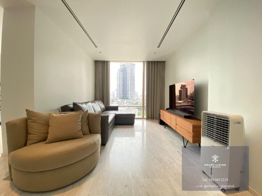 Experience with The Ultra luxury Condo near Chrao phraya river, Huge and furnished surrounded by convenience place