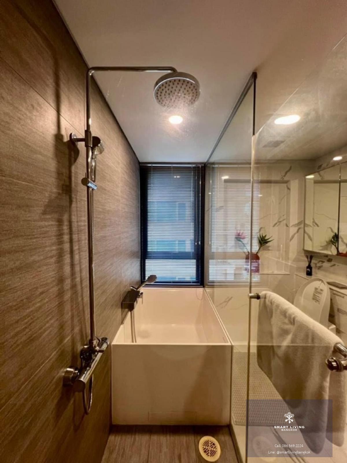 📢👇Corner unit at  Siamese Exclusive Sukhumvit 31, easily access in many routes, private elevator access, unblocked view, big balcony, fully furnished, ready to move in