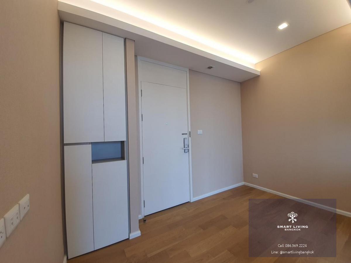 📢👇 Grab or Gone! Brand  new corner unit for sale at The Saint Residences , affordable and worth price for living or investing, unblocked view , near Central Ladprao, Union mall, Jatujak park. Easily access to many routes: Ladprao, viphavadee, Phahonyothin