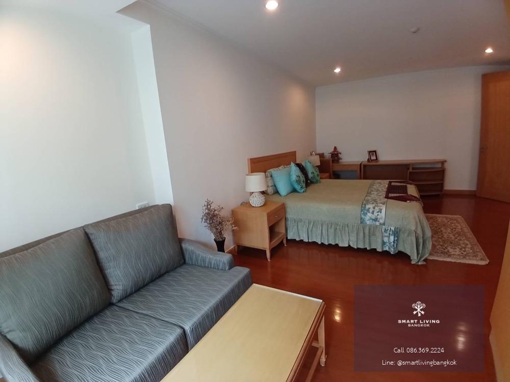 For rent 3 bedrooms, petfriendly in town near BTS Phromphong