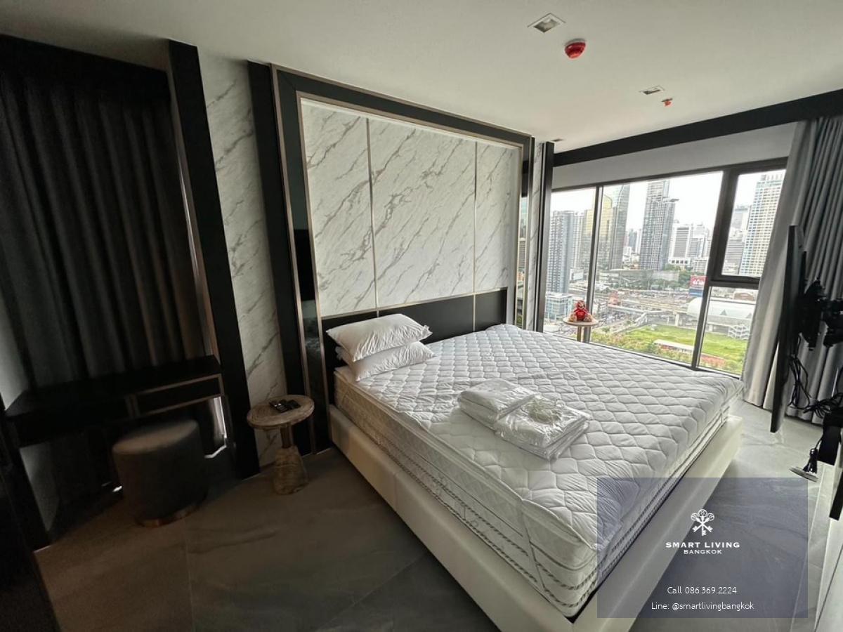 📢👇 Special Combine unit at Life Asoke Hype, open view to Makkasan airport link, Fully furnished with high quality Interior, near fortune town, Central Rama 9