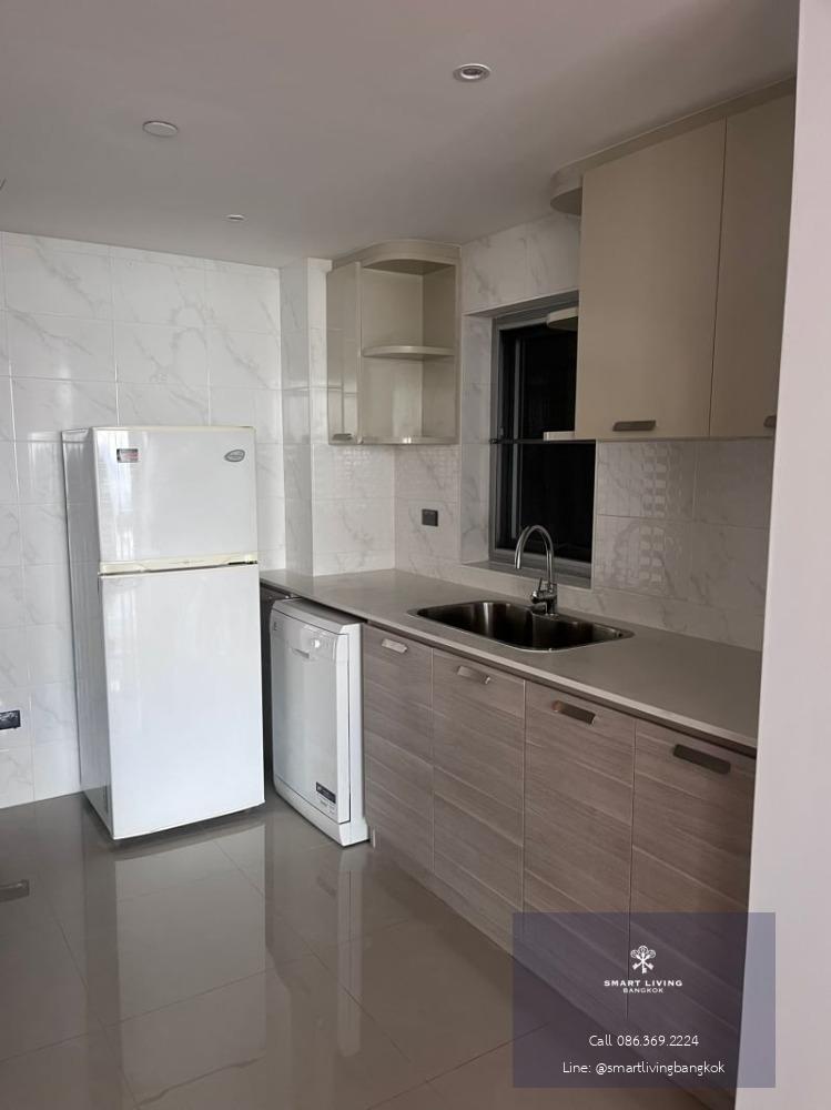 🏠Renovated unit at All Seasons Mansion 3 bedroom Huge size near BTS Ploenchit