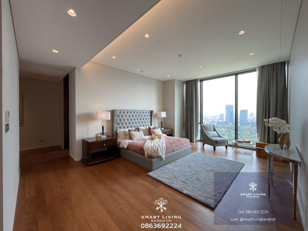 เช่า/ขาย penthouse หรู 4ห้องนอน The residence at Sindhorn kempinski อยู่ในพื้นที่ ที่กำลังเป็นที่นิยม ที่หนึ่ง ในกรุงเทพ (หลังสวน) วิวสวนลุมพินี และ Royal sport club ระเบียงกว้างใหญ่