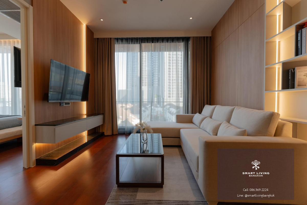 📢👇  One of a modern luxury condo in Thonglor, fully furnished , nice layout, long balcony with best view in the building, concierge and limousine service to BTS , near - Strabucks, J Avenue, Tops, Donki Mall, Nihonmaru, Samitivej hospital, ready to move i