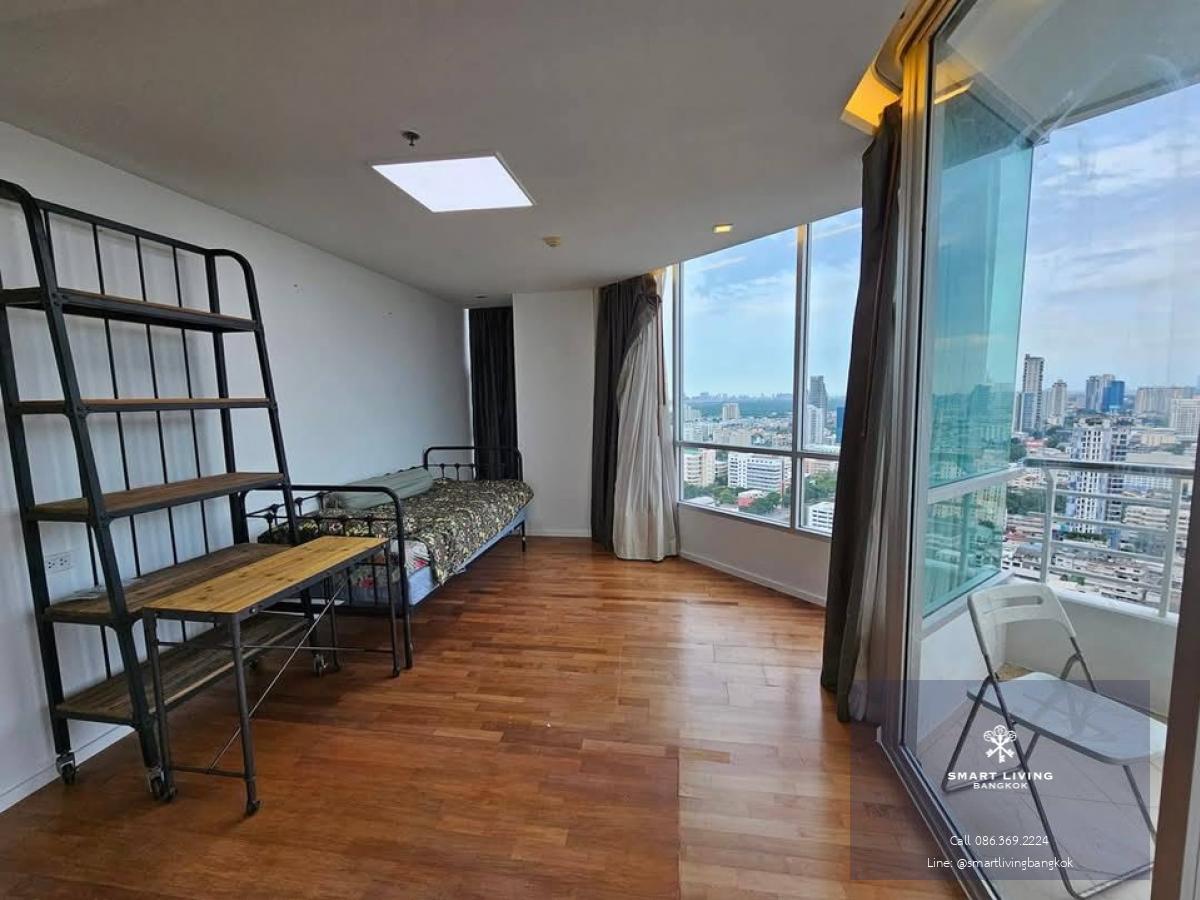 📢👇 Rare item!! Very good price for 3 beds at Sathorn Heritage Residence, fully furnished, big balcony, unblocked view