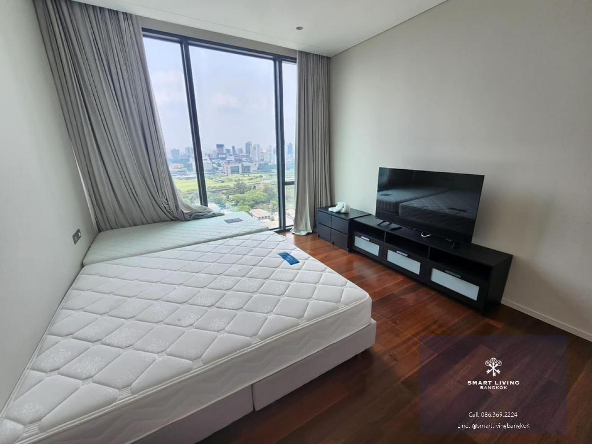 📢👇 Rare item big size unit for 2 beds at The Residences at Sindhorn Kempinski , The most luxury brand new project and  unit in prime area in Sindhorn village next to Velaa community mall in Langsuan, peaceful and quiet, conceige service as 5 stars hotel,