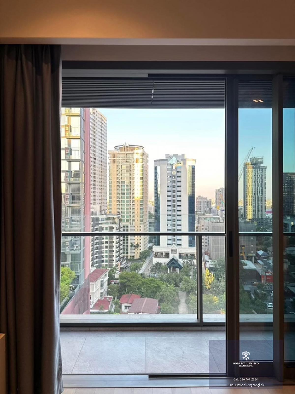 📢👇 Sell with tenant til December 25, one of the luxury place in Thonglor that very close to BTS and surrounding with many popular restaurants and, super market, coffee shops. Fully furnished.