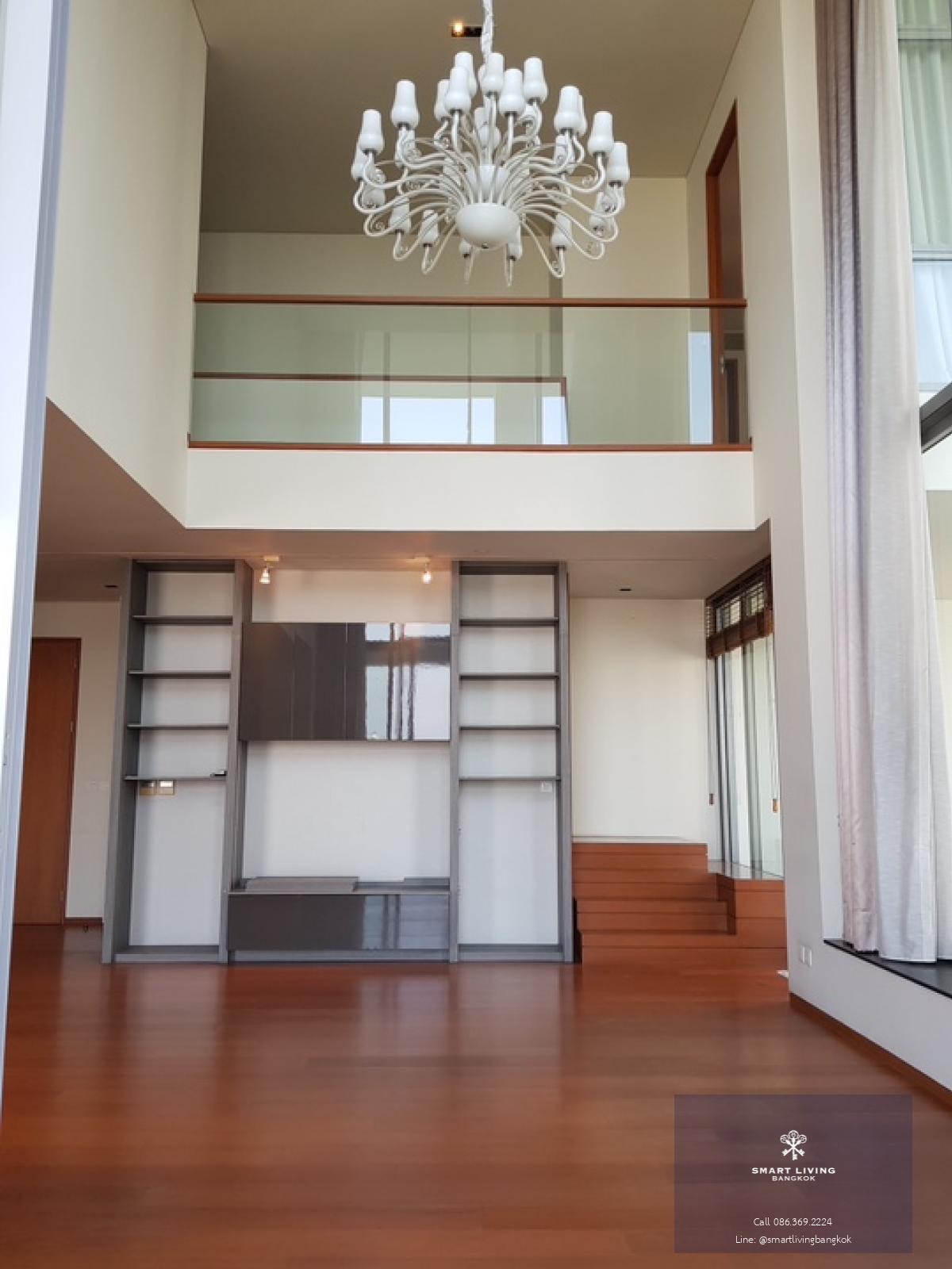 📢👇Rare item  Luxury condo 4 beds Duplex, private lift and pool, spacious living room , unblocked view, located in Sathorn, next to Sukhothai Hotel. There are three exits: one to Soi Suan Phlu , Soi Nanta(Sathon 1),  Sukhothai hotel ( south Sathon ), conce