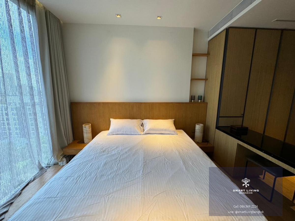 📢👇 Hurry book now. Very good price for luxury condo with 5 stars concierge service, close to BTS, only about 10 mins walk to Em district , nice layout and decor, fully furnished, ready to move in