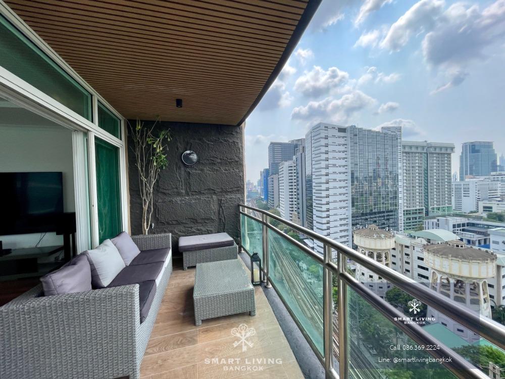 Luxurious condo/4 beds/268 sqm. Spacious living area with city and golf court views, near Lumpini Park. Only 300 meters from BTS. Private lift access to each floor. Rent at 200,000 B.