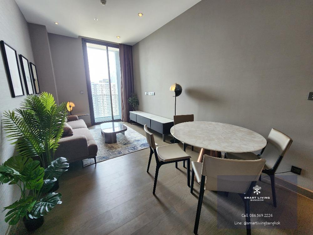 The Esse Singha complex for rent! rare unit 2 Bedroom surrounded by place to eat near Central Rama9 and SWU