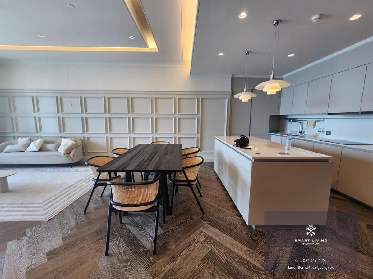 📢👇 Rare item big size unit for 2 beds at The Residences at Sindhorn Kempinski , The most luxury brand new project and  unit in prime area in Sindhorn village next to Velaa community mall in Langsuan, peaceful and quiet, conceige service as 5 stars hotel,