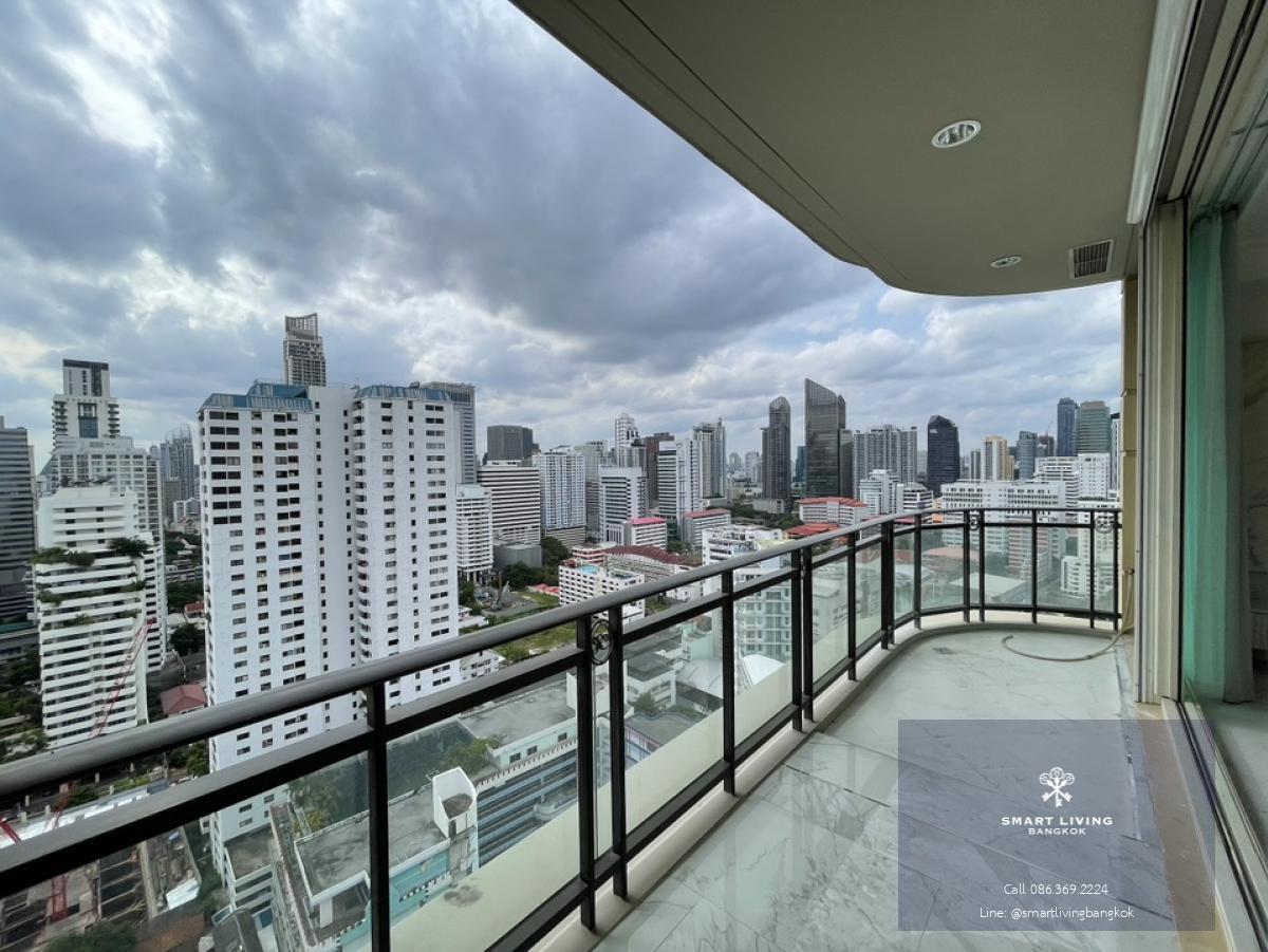 📢👇 Newly renovated Luxury place to live at Royce Private Residences Sukhumvit 31, partly furnished, unblocked view, located in Em district area