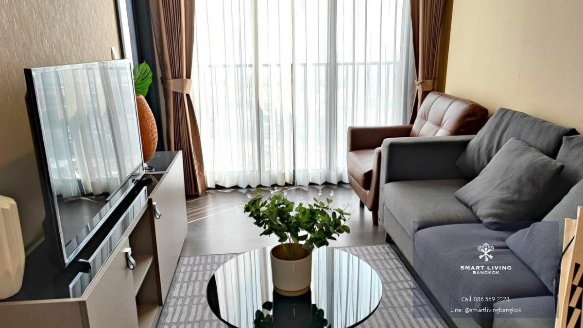 📢👇 Reasonable and affordable price for living or investing about 4% yield,  at Oka Haus, curved river view of Bang Krachao, convenient location with access to both Sukhumvit and Rama 4, near K village Oka Haus