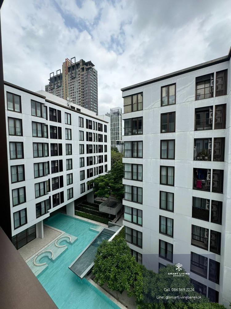 📢👇Brand new unit and low rise project for sale , affordable price and worth for living or investing at  minimal luxury place Chapter Thonglor 25 , surrounded by many popular restaurants, community mall, supermarkets.