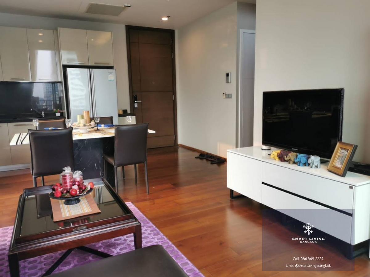 📢👇 One of luxury condo Quattro By Sansiri , on the main street of Thonglor, surrounded by many popular restaurants and coffee shops .