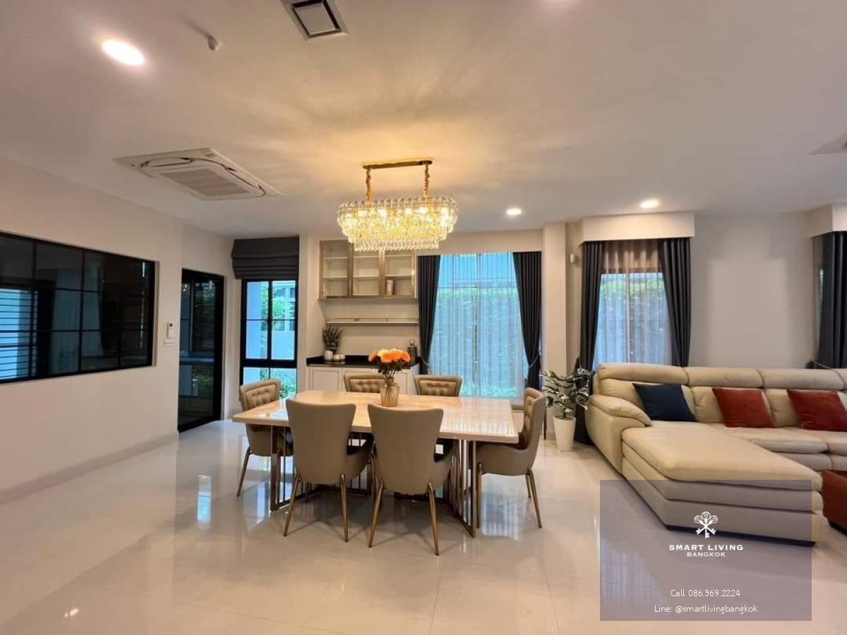 📢👇 The luxury house in good compound and security at Nantawan Rama 9 - New Krungthepkreetha,  located near Brighton International School, Wellington International School, and Suvarnabhumi Airport, fully furnished.