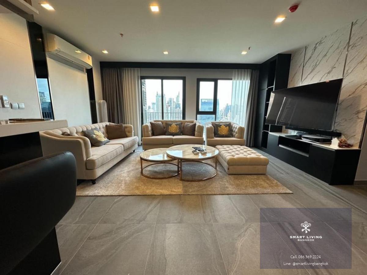 📢👇 Special Combine unit at Life Asoke Hype, open view to Makkasan airport link, Fully furnished with high quality Interior, near fortune town, Central Rama 9