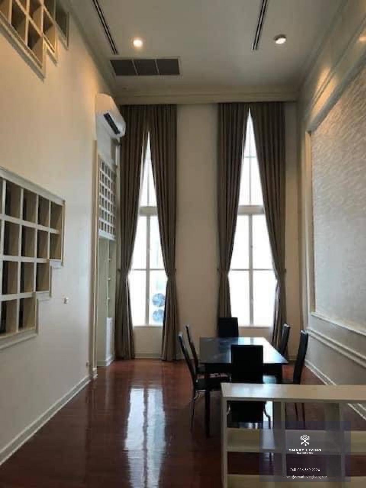 📢👇 Available: 23 November 2024
For rent / sale petfriendly townhome in the middle of Bangkok city, popular area , surrounding with many popular restaurants, coffee shop, supermarket, community mall.