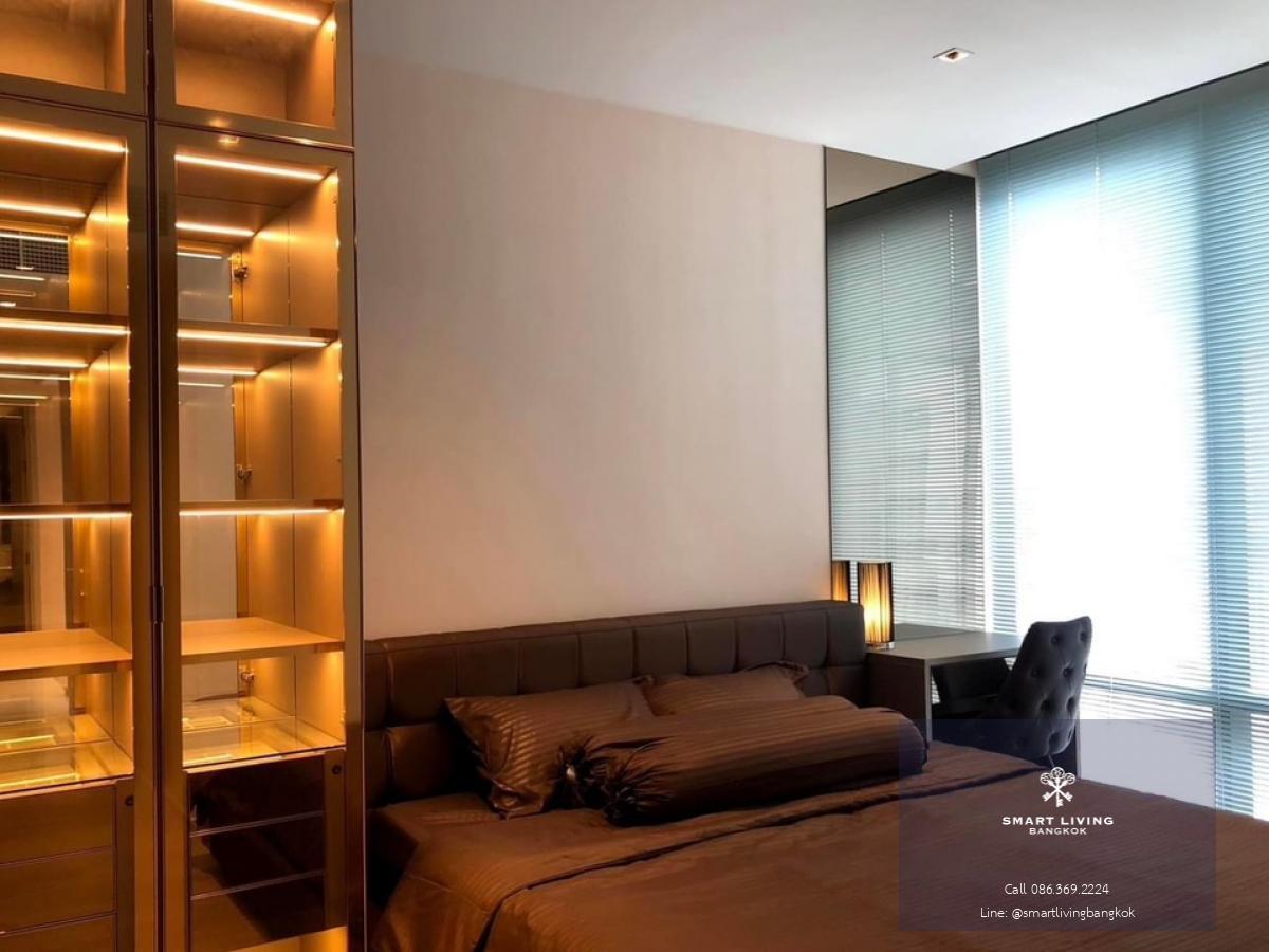 📢👇 Living at Ashton Silom is very worthwhile , reasonable price for 2 beds , modern decoration, unblocked city view, fully furnished, convenient access to multiple transportation routes, close to the BTS and expressways. Ready to move in