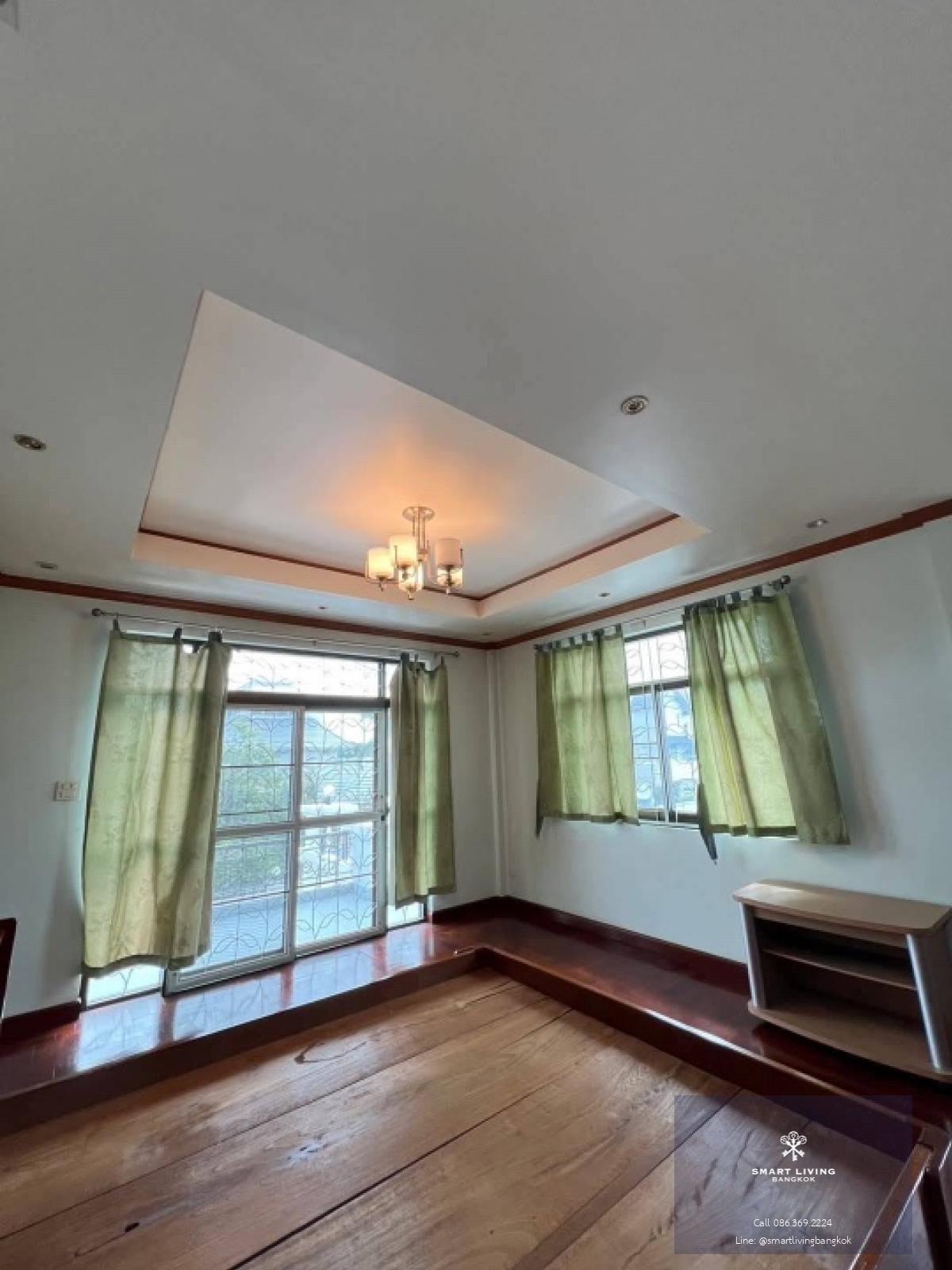 📢👇 Single house in Ladprao 93, 3-story, suitable for use as an office, workplace, or live-streaming studio. Registration is allowed.