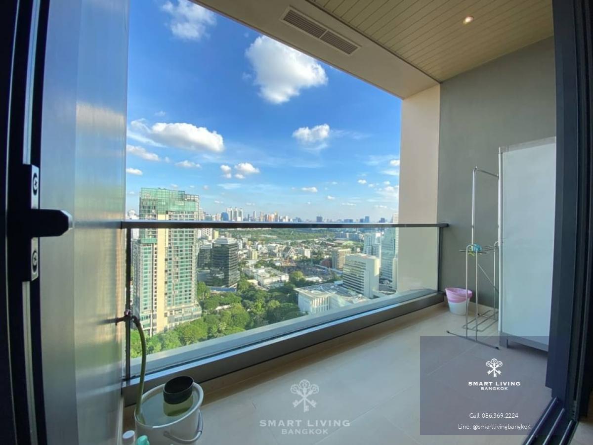 The great chance to own a rare 3 beds ensuite at Sindhorn Residence with the best price, high floor with spectacular view, close to Lumpini Park and BTS Chidlom.