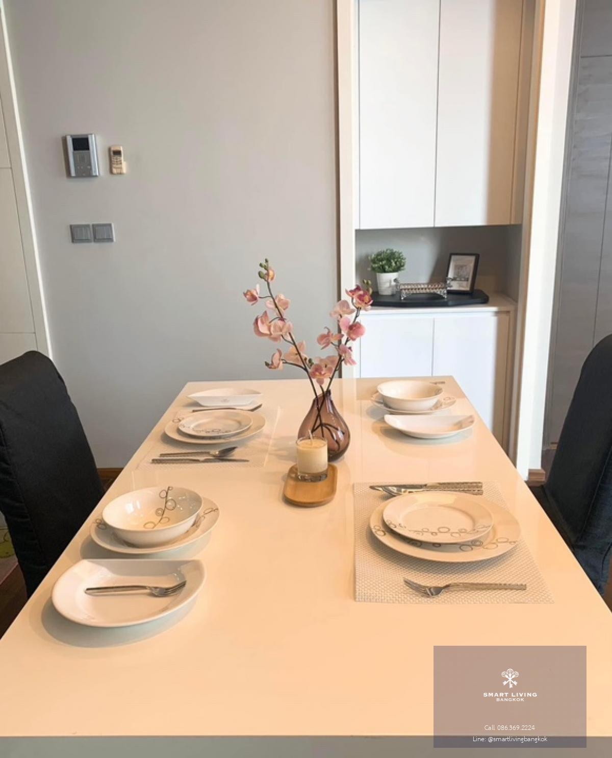 📢👇 Available 7 Jan 25
One of luxury condo Quattro By Sansiri , on the main street of Thonglor, surrounded by many popular restaurants and coffee shops (J Avenue and Foodland only 200 meters)