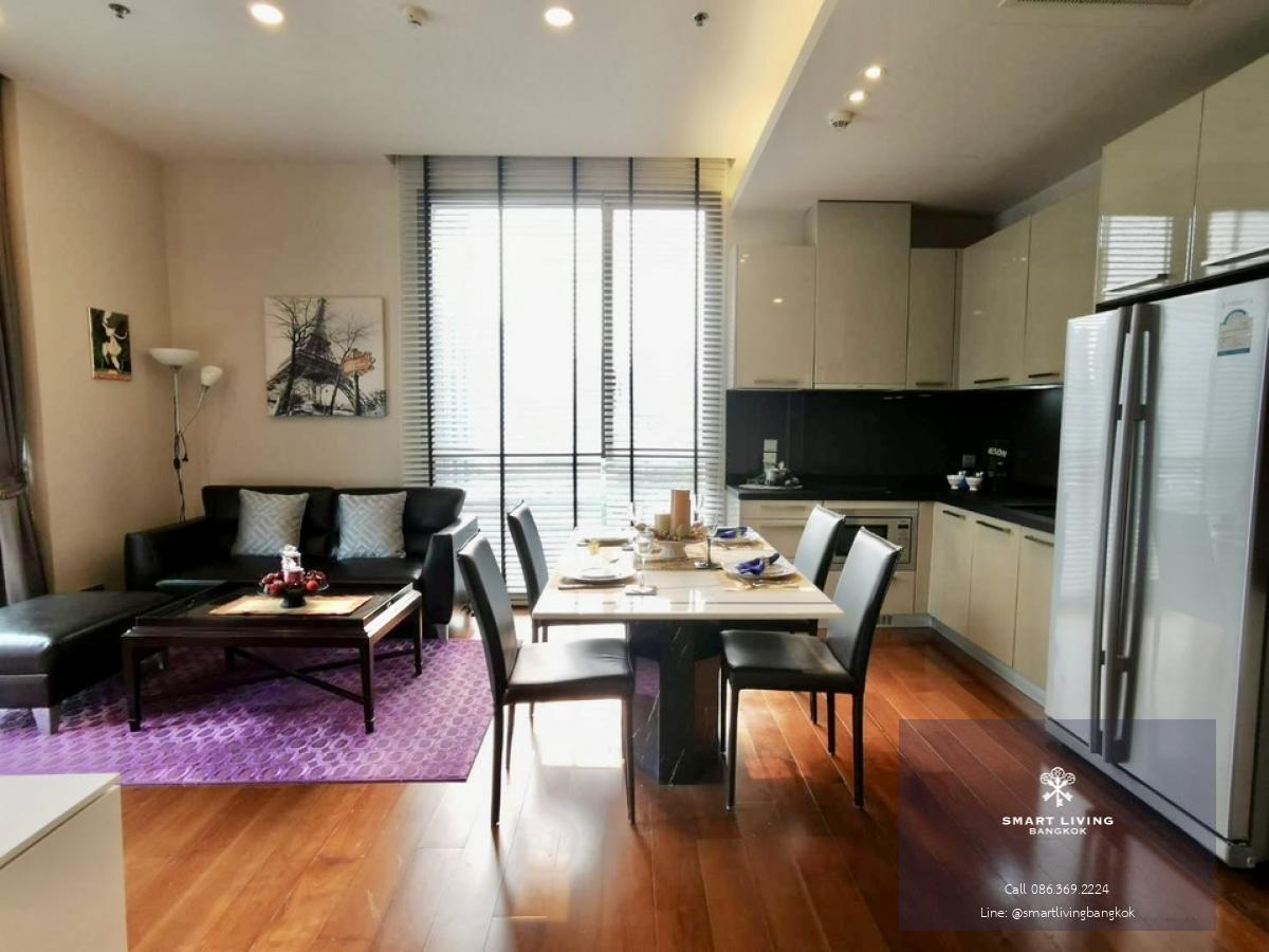 📢👇 One of luxury condo Quattro By Sansiri , on the main street of Thonglor, surrounded by many popular restaurants and coffee shops .