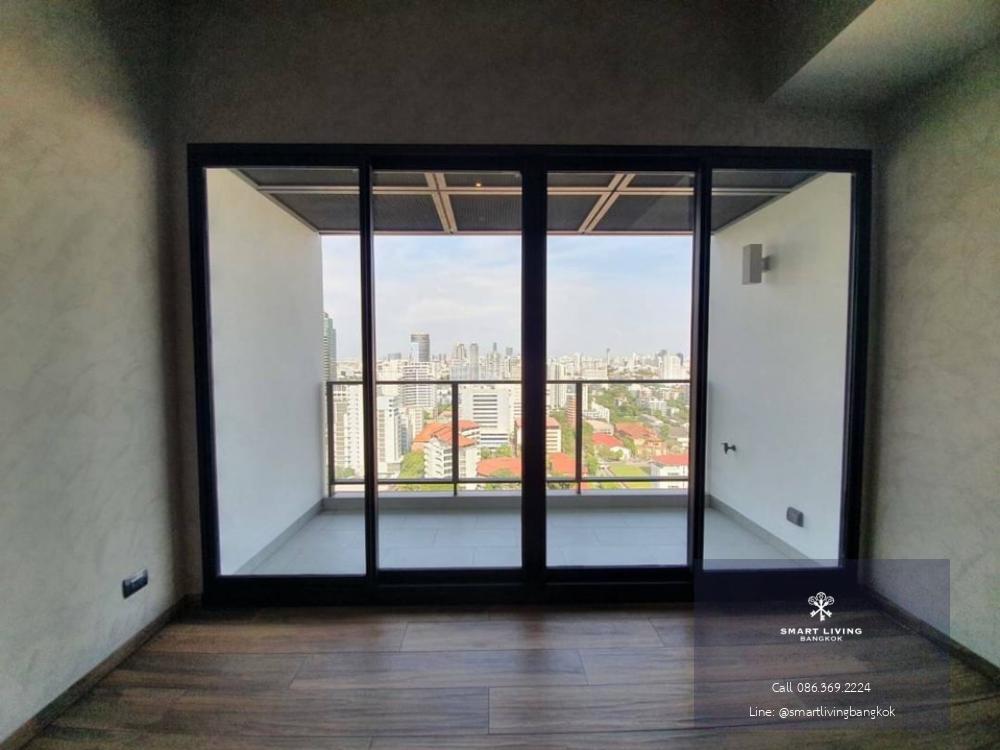 📢👇Hurry get this unit as reasonable price and  decorate your own style at Lofts Asoke, urban living , panoramic city view located near Srinakarin University and school, premium amenities, and seamless connectivity to prime destinations, not too far from B