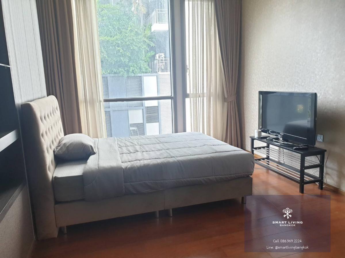 📢👇One of luxury condo Quattro By Sansiri , on the main street of Thonglor, surrounded by many popular restaurants and coffee shops .