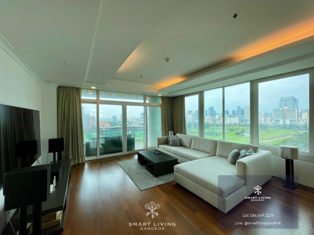 Luxurious condo/4 beds/268 sqm. Spacious living area with city and golf court views, near Lumpini Park. Only 300 meters from BTS. Private lift access to each floor. Rent at 200,000 B.