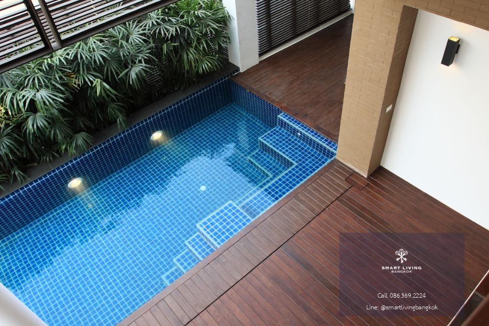 House for rent ,4 bedrooms, Huge space ,Near BTS Asoke