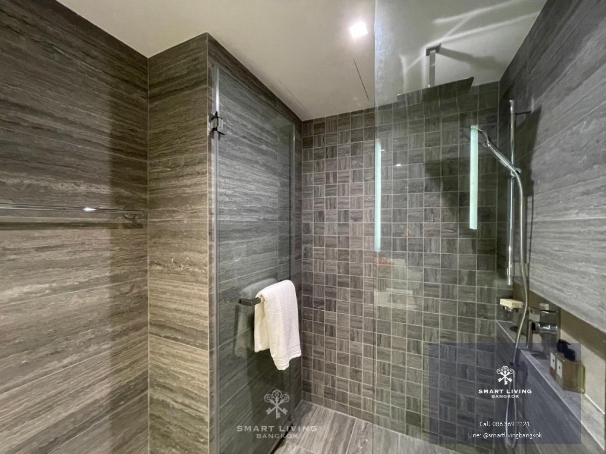 📢👇Good deal, price, location at Craft Ploenchit ,one of brand new low rise condo, quiet and peaceful, only 200 meters to BTS Ploenchit,easily access to express way , fully furnished