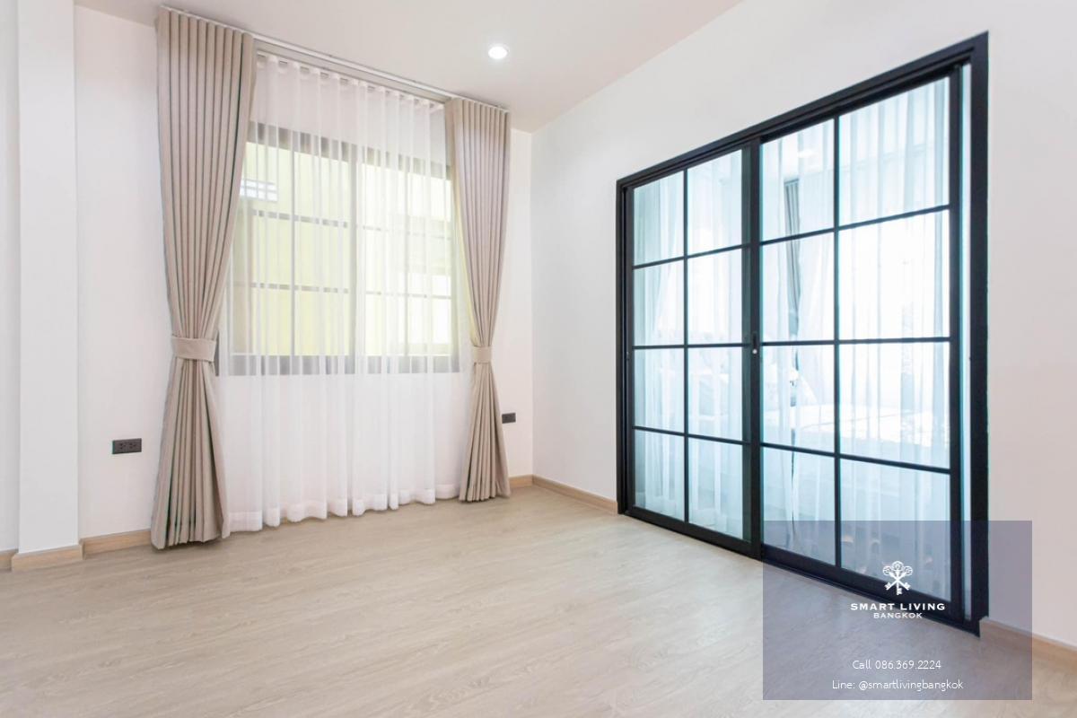 📢👇 New Modern  Luxury Single House in Huai kwang, near many international schools, shopping malls and restaurants