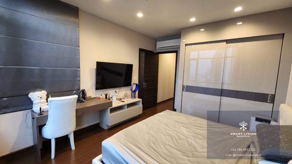 📢👇 Sell with tenant contract til January 2026 Corner unit at Ivy Ampio for rent / sale , near The Street, Central Rama 9, fully furnished, ready to move in